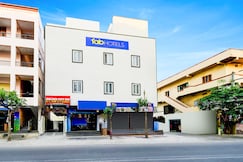 FabHotel Golden City Inn, Hyderabad