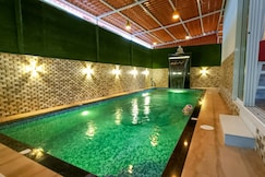 Indoor Pool Paradise Villa Exclusive, Lonavala