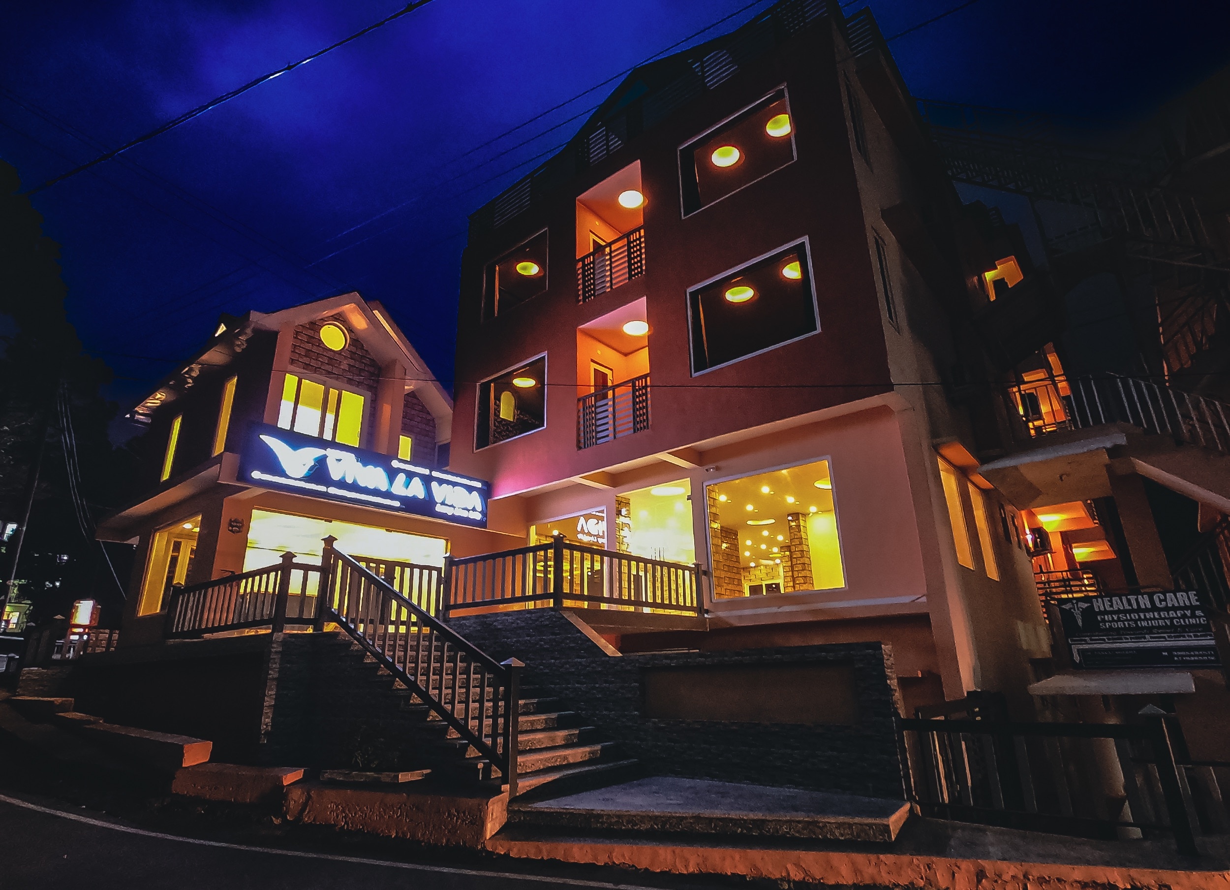Hotel Viva La Vida - Tap to explore photos