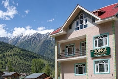THE ZOHRA HOTEL AND RESTAURANT, Bandipore