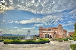 Buena Vista Luxury Garden Spa Resort, Jaipur