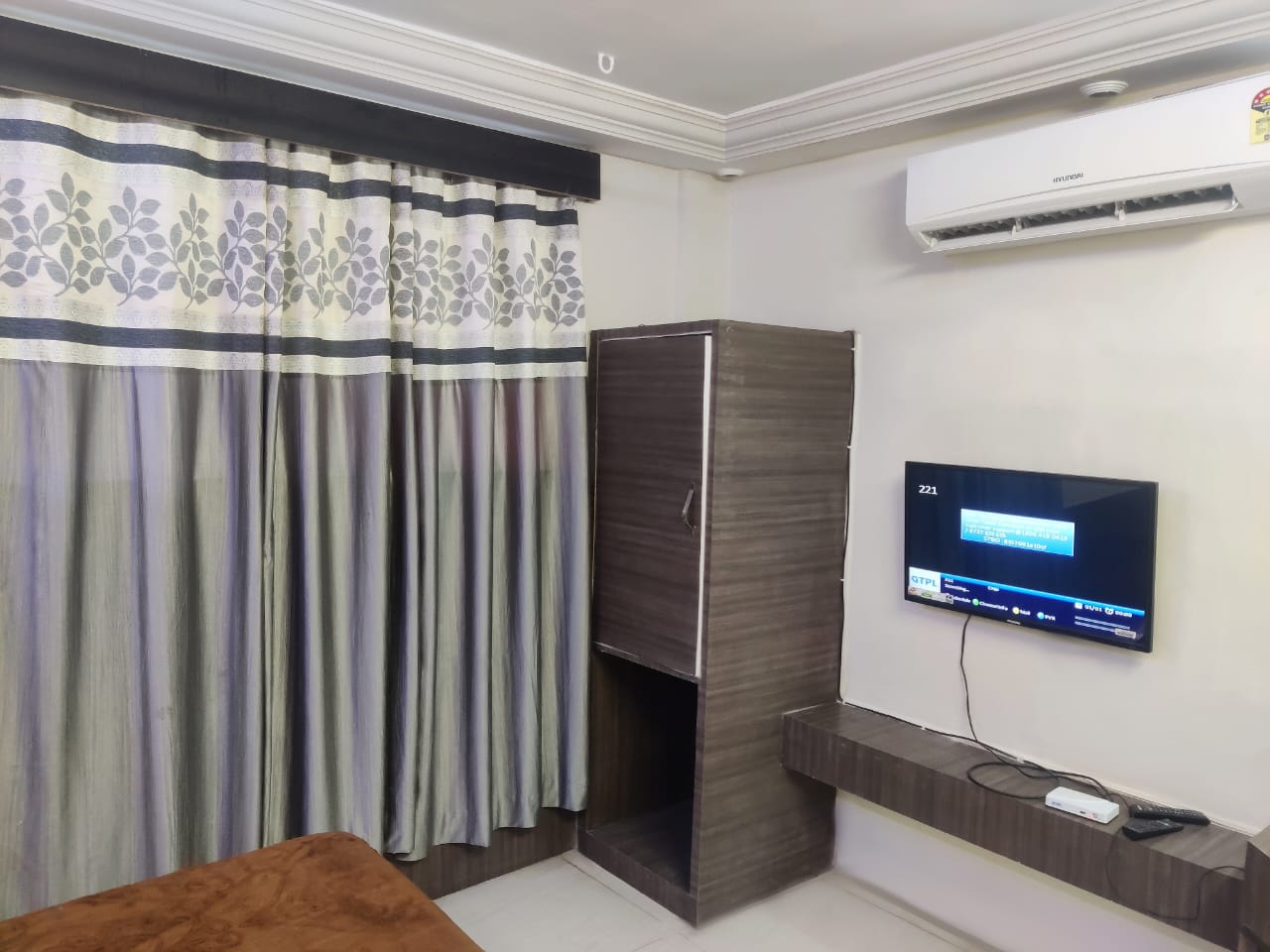 HOTEL CENTRE POINT Wardha - Tap to explore photos