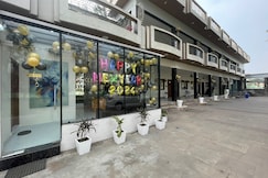 The Kedar Resort, Mathura