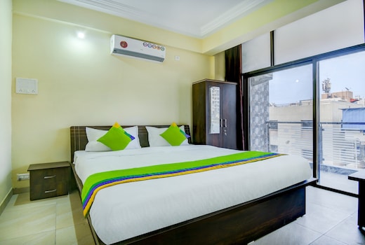 Treebo Sayaji Residency