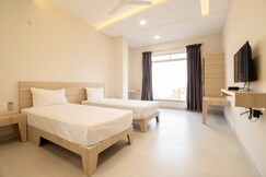Hotel Milan, Vijayapura