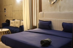 High Skyy inn Supernova, Noida