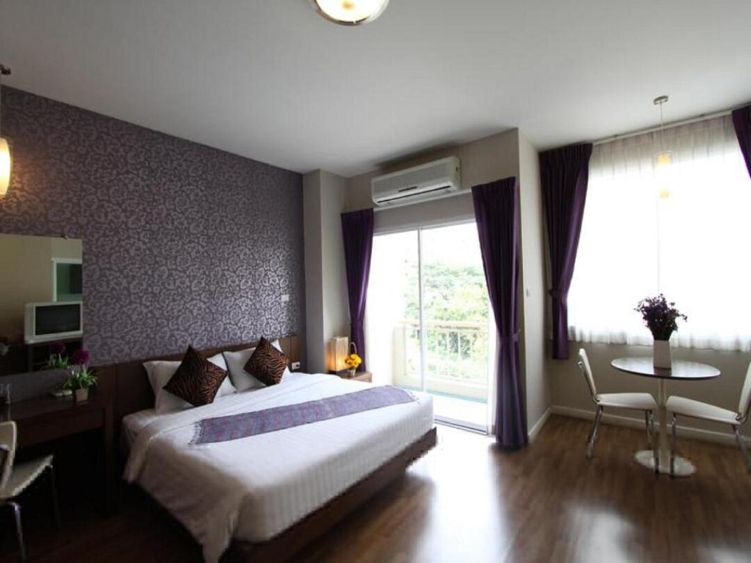 Baiyoke Ciao Hotel Chiang Mai - Tap to explore photos