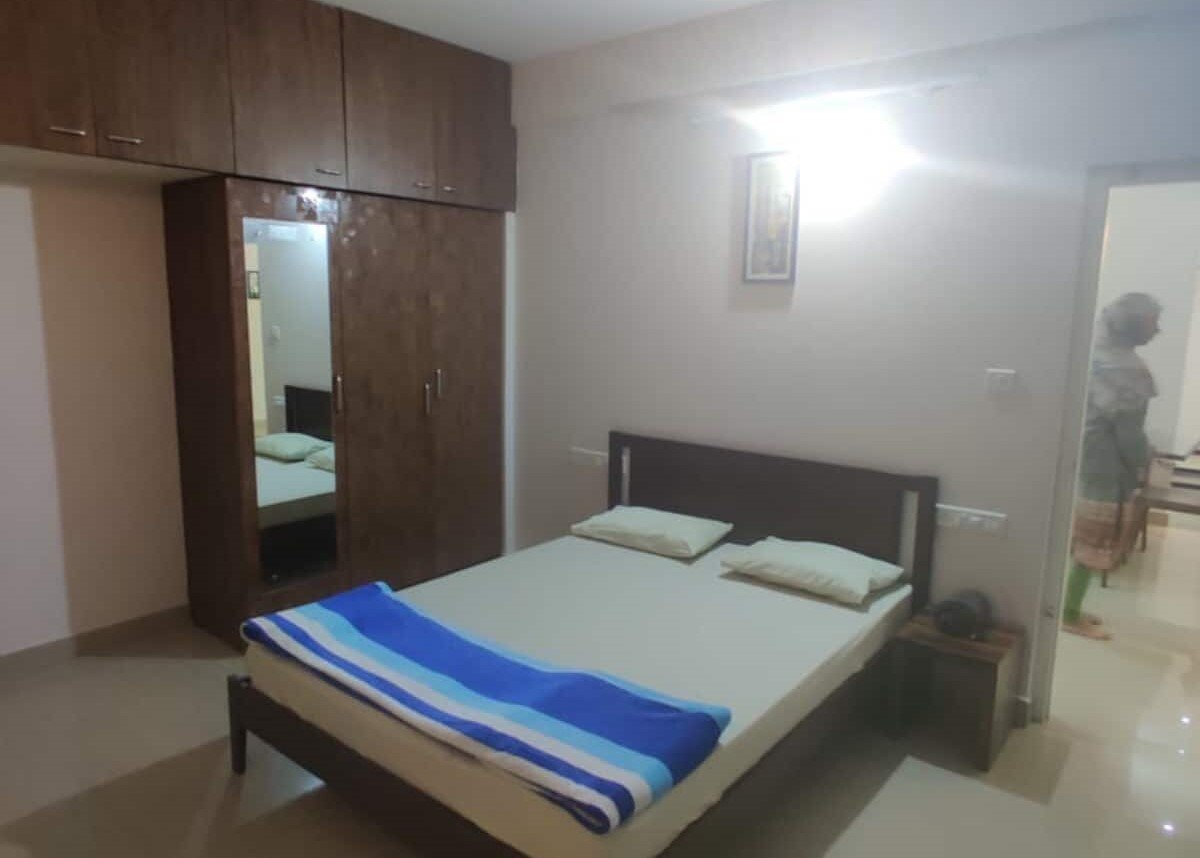 2BHK FOR 5-Nr. ManyataTechpark-Yelahanka-Hebbal - Tap to explore photos
