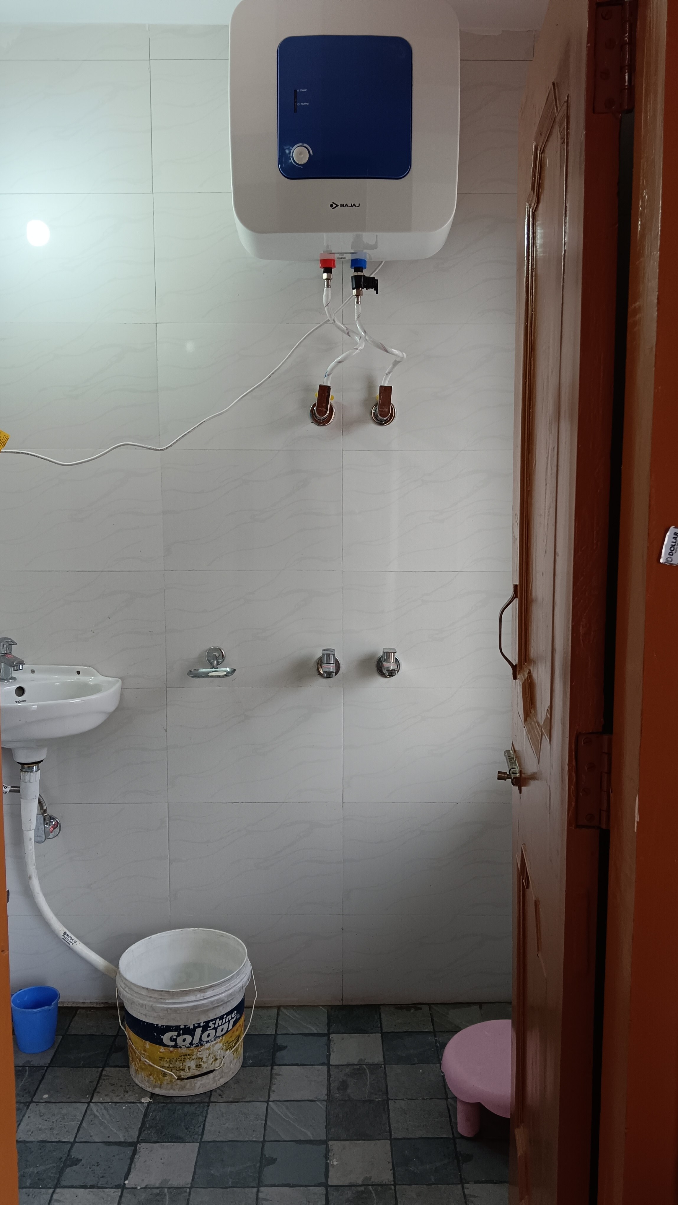 Paramount Homestay - Tap to explore photos