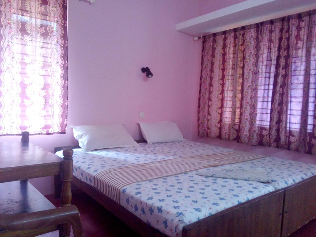 Radha House Homestay - Tap to explore photos