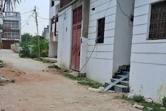 Ayush guest house, Mirzapur