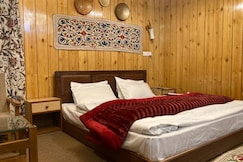 ALBARQ Cottages & Cafe, Gulmarg