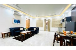 BluO 4BHK City Centre Balcony Lift Parking, Delhi
