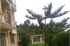 HOTEL GREEN HILL RESIDENCY, Patnitop