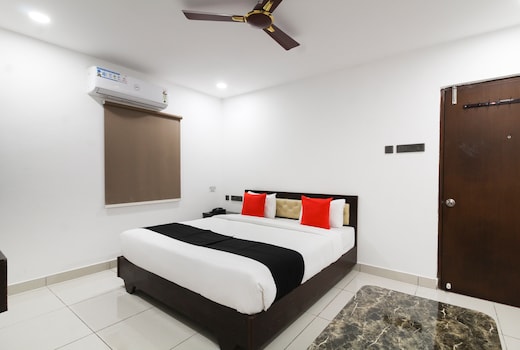 Collection O Mythri Hotel Near By ECIL, AS RAO Nagar, Sainikpuri