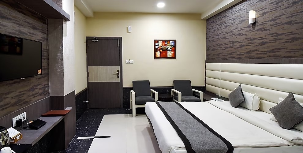 Playotel Inn Anmol Classic - Tap to explore photos