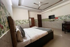 Smart Stay Malviya Nagar, Delhi