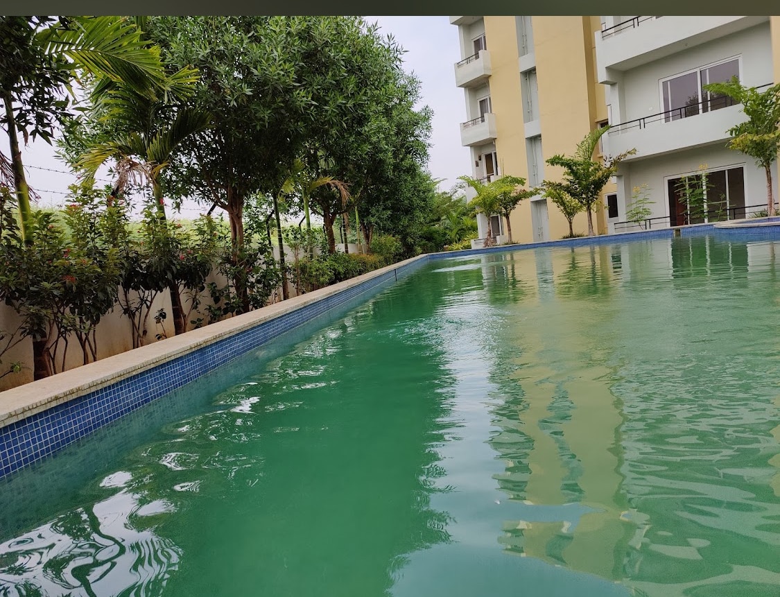 New Cozy 2BHK Home | Fully Equipped - Tap to explore photos