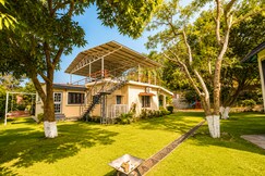 Farmstay Nature Nest 2 BR Peaceful by Homeyhuts, Narendranagar