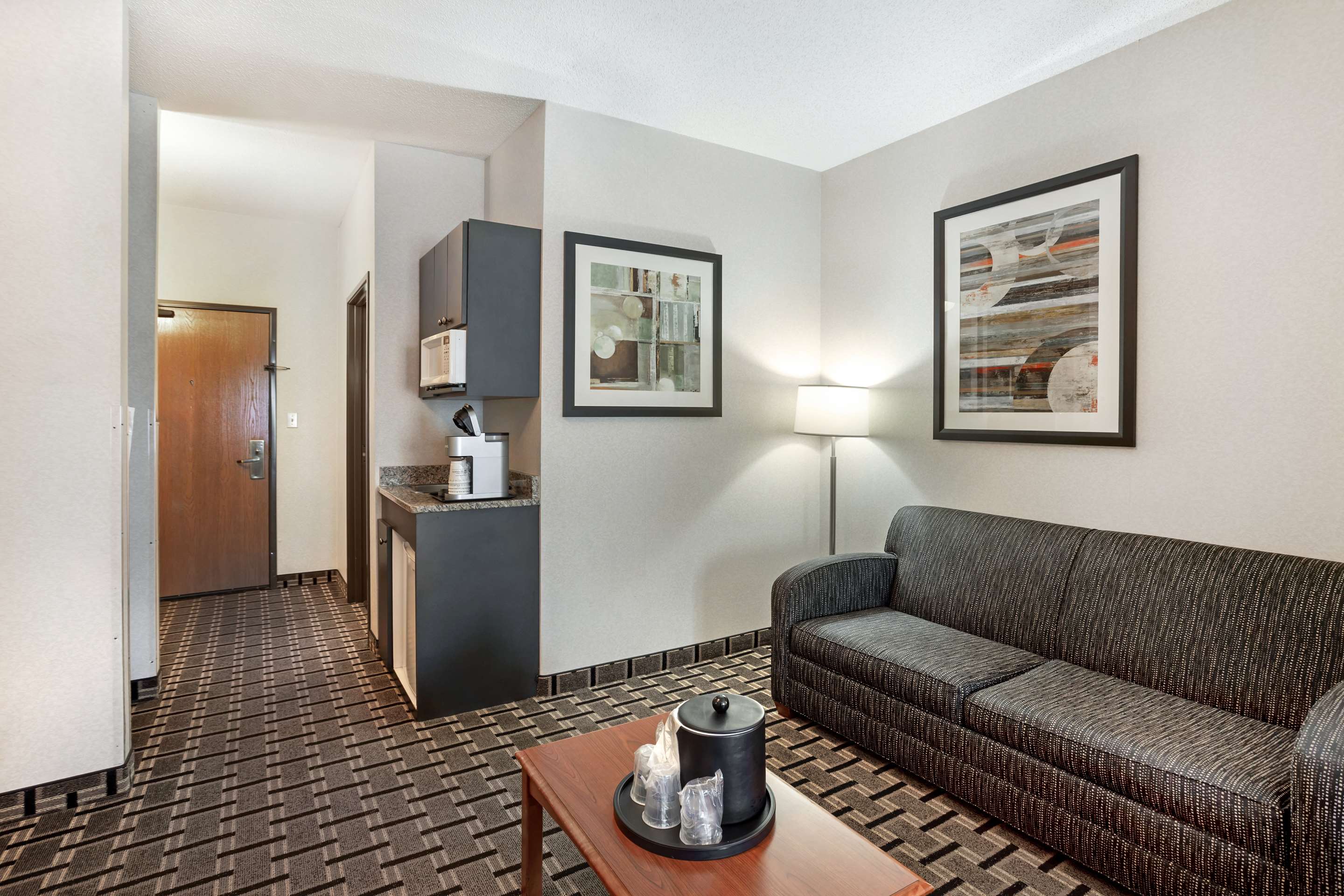Best Western Plus Clearfield - Tap to explore photos