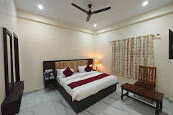 Hotel The Laxman Palace, Sultanpur