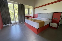 Nutmeg shades Munnar, Munnar