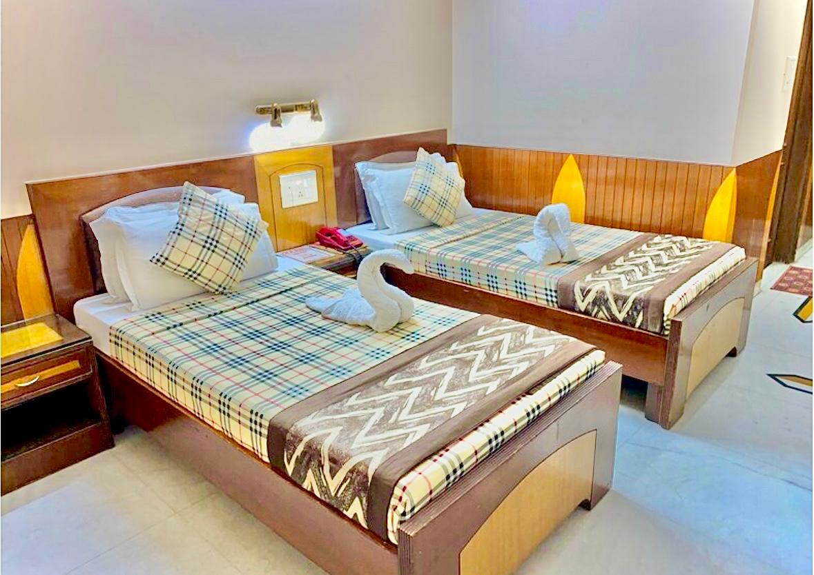 Hotel C Park - Karol Bagh - Tap to explore photos
