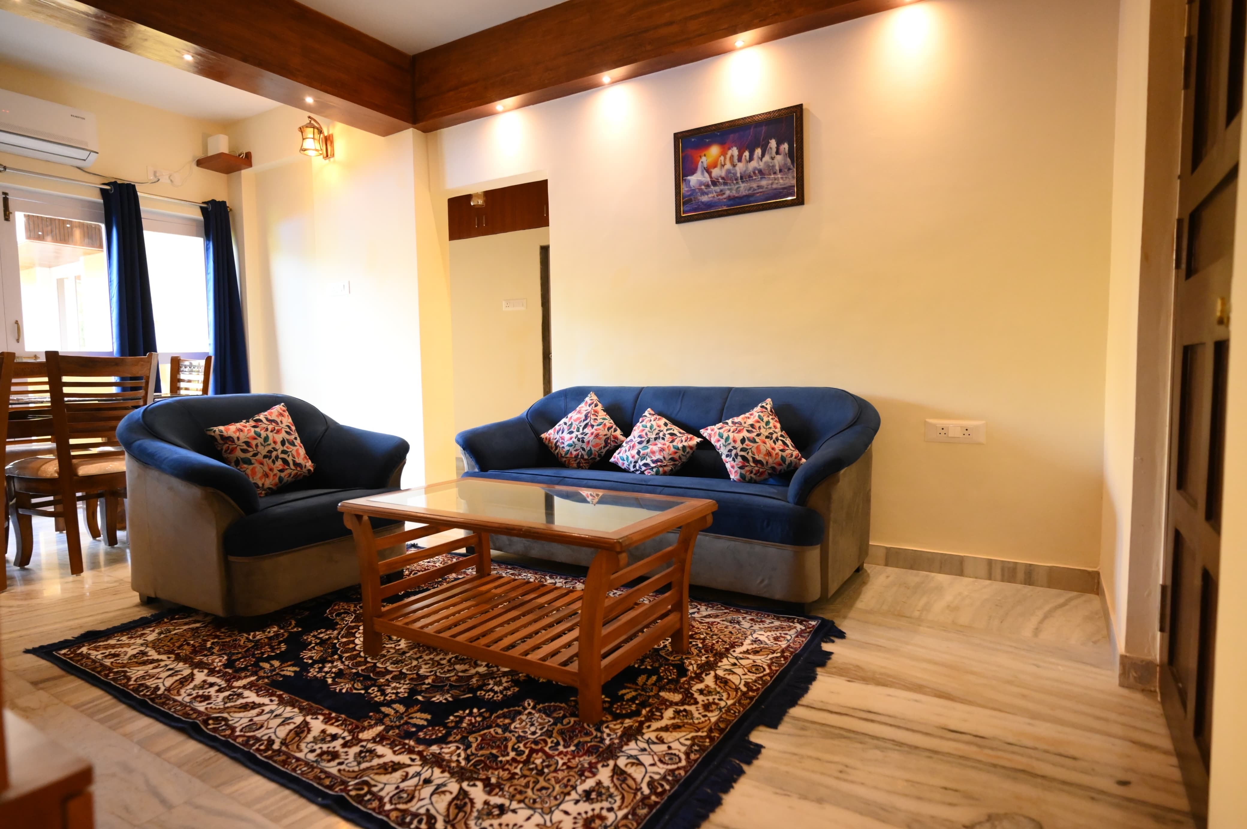 Sky s Luxe 2 BHK Cozy apartment   Benaulim Beach - Tap to explore photos