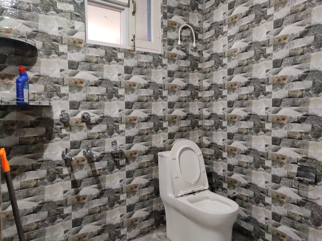 Entire 2BHK near Patola - Tap to explore photos