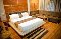 Honeymoon Deluxe Cottage