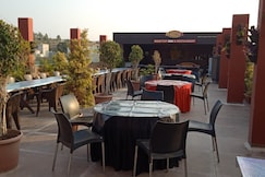 HOTEL THE GRAND SARASWATI PALACE, Mandu