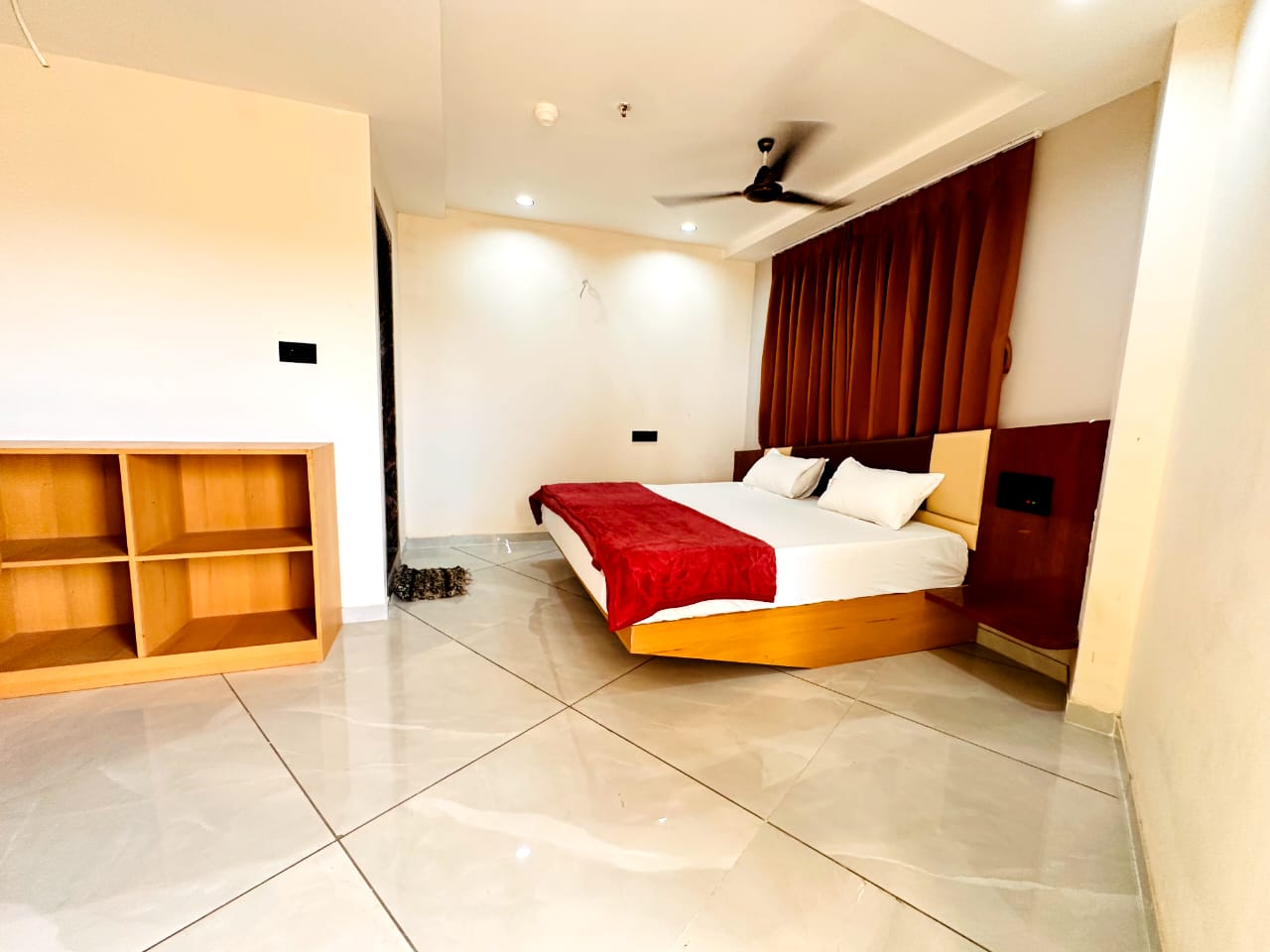 DWARKADHISH HOTEL PALSANA - Tap to explore photos