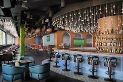 Holiday Inn Express Dubai, Internet City by IHG, دبى