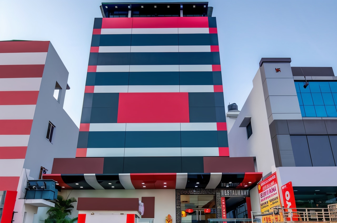 Hotel Spar Grand - Tap to explore photos