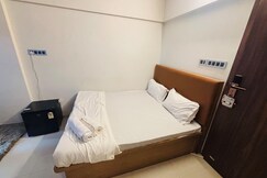 Studio Apartment near airport, Pune