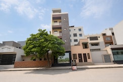 FabHotel Green Lotus, Delhi