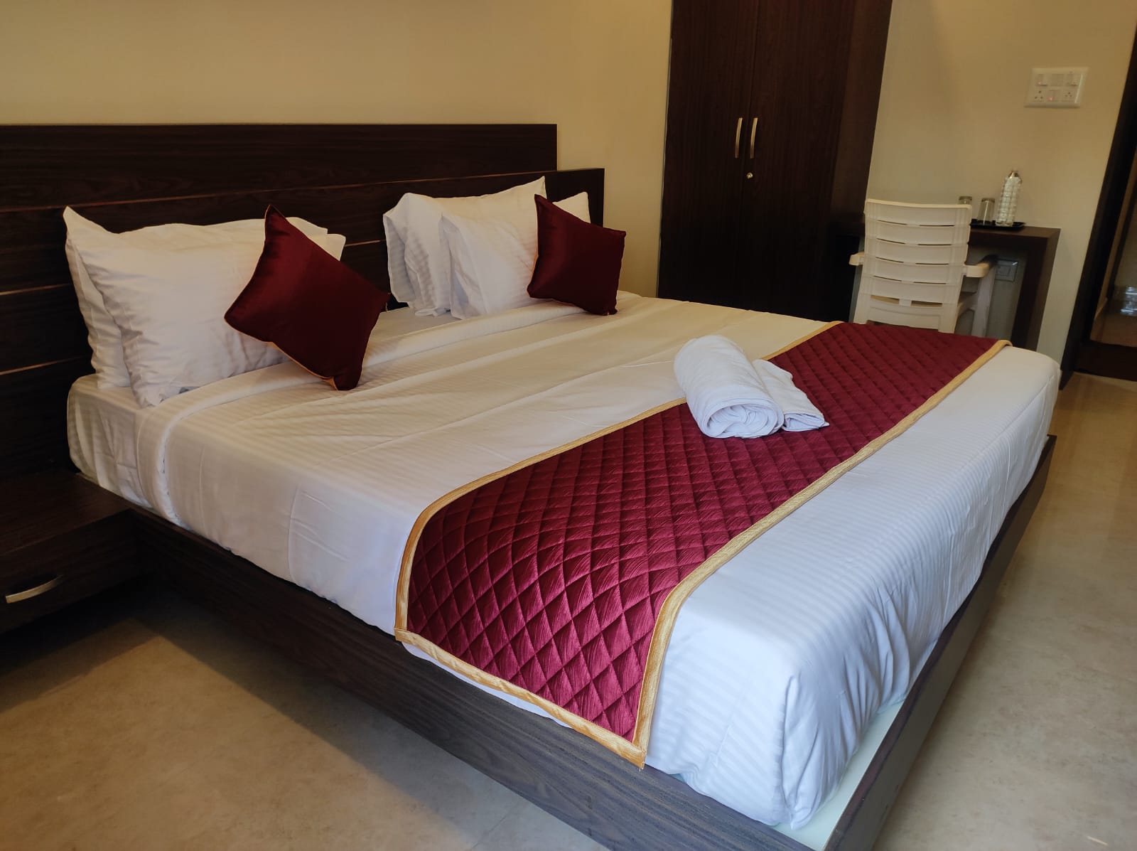 RRR Grand Prince Resort Experience Natural Embrace - Tap to explore photos