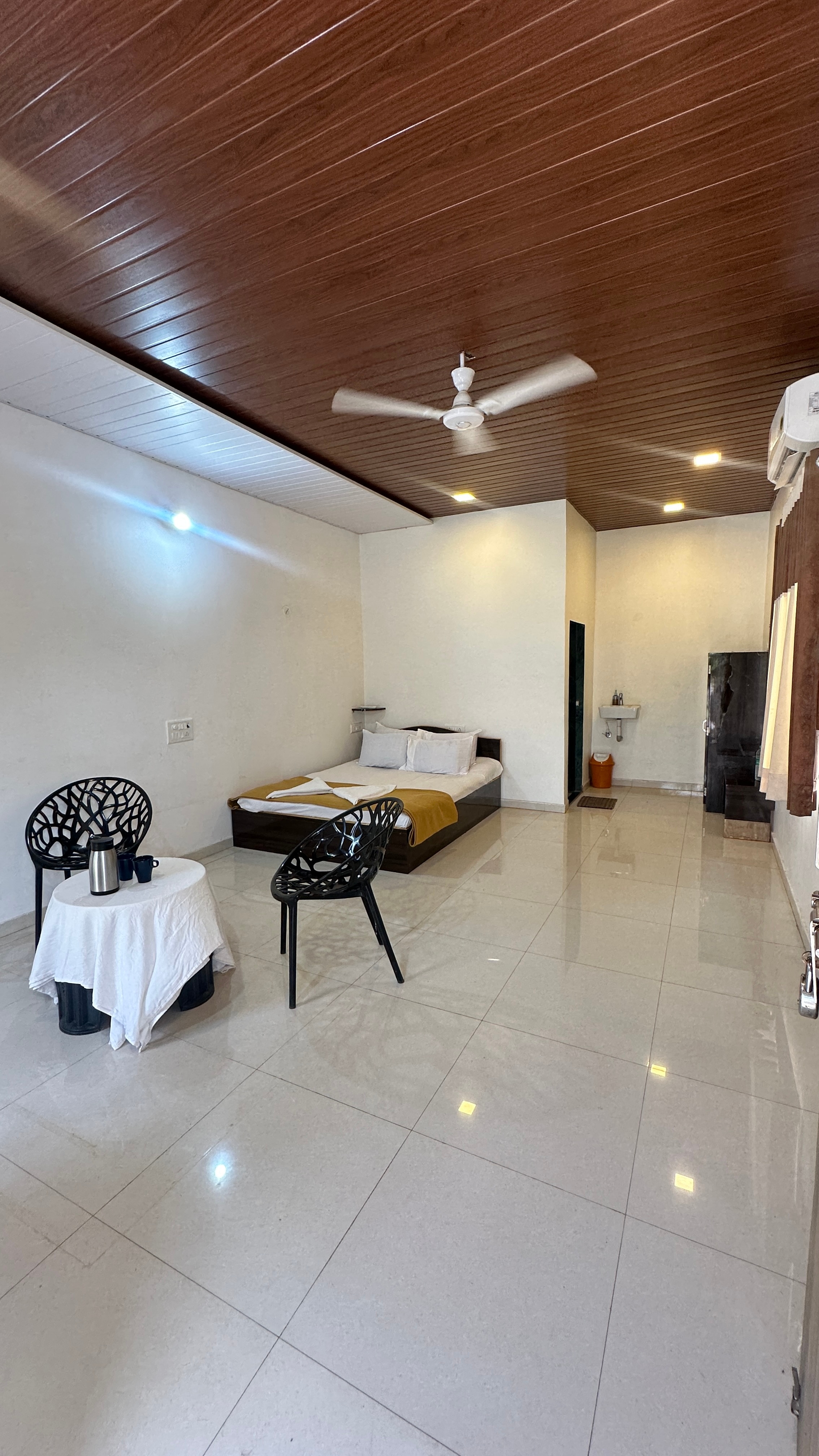 Mountaina Villa 5 bkh Karjat by County Escape - Tap to explore photos