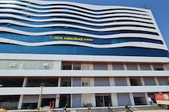 HOTEL AARNA PALACE, Vadodara