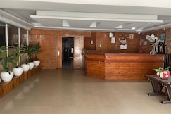 Vatika Hotel , Sihal