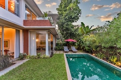 3BHK Near Beach Vagator Pvt Pool Caretaker Luxury, Goa