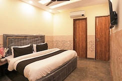 Hotel O Haiderpur Metro Formerly Crown Inn, Delhi