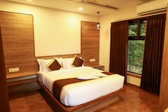 Swiss Holidays, Wayanad