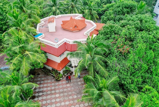 Peninsula Vintage Bay Villa