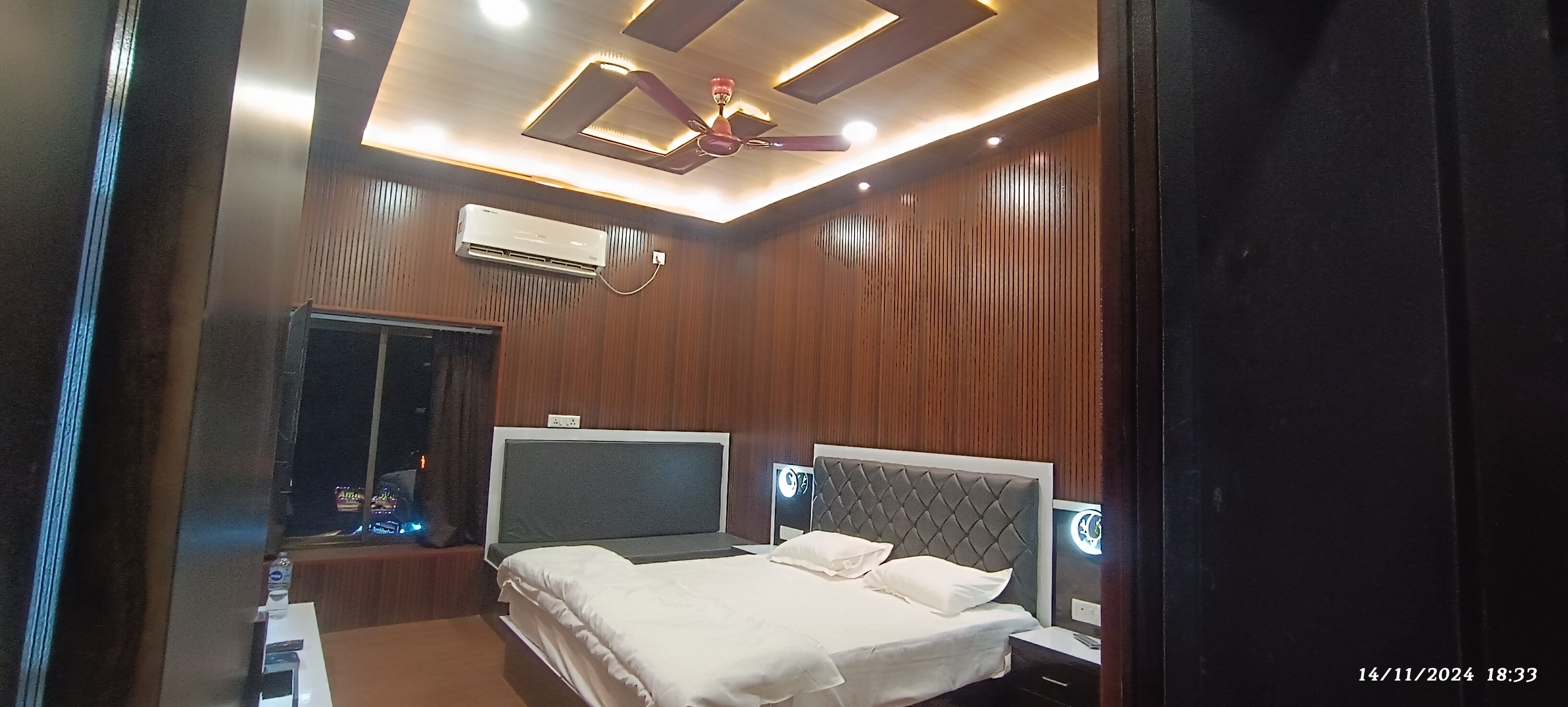 Neel Cottage Home stay - Tap to explore photos