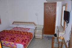 Nature Stay Kowsiga1BHK, Valparai