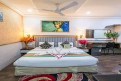 NICHALA GRAND LODGE, Guntur