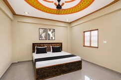 Hotel O Golden crest inn, Lucknow