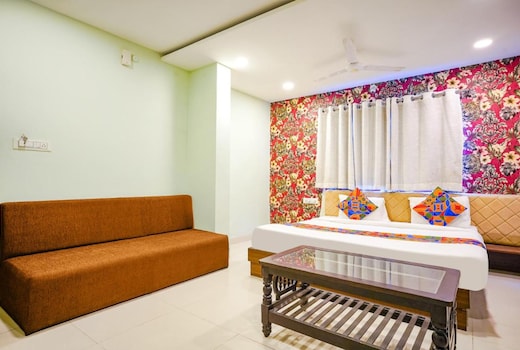 FabHotel Uday Vilas