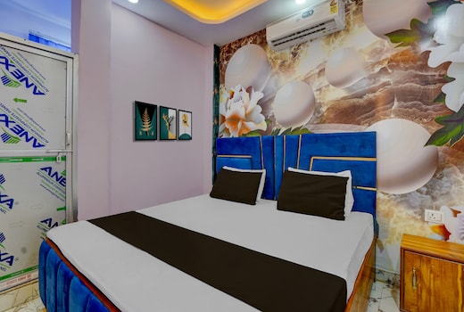 HOTEL O TWINS PALACE Kalyanpur Railway Station